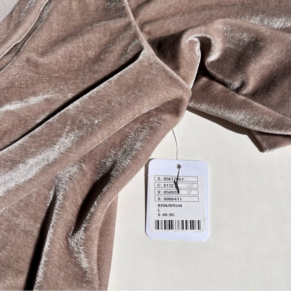 Free People•Cupcake top•Velvet Ruched Puff Sleeve V-Neck•sz L - Picture 14 of 14